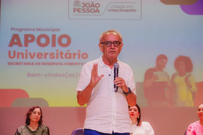 Cícero Lucena anuncia cursinho para o Enem e 1º Restaurante Popular Universitário de João Pessoa