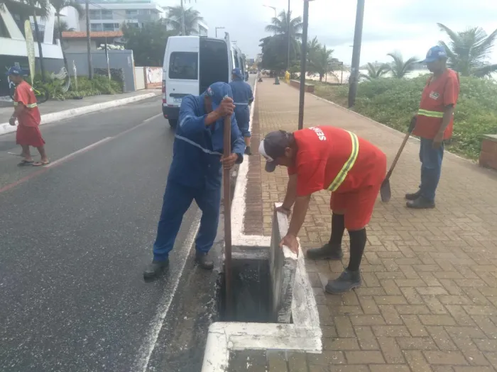 Seinfra finaliza semana com serviços de manutenção em mais de 40 bairros de João Pessoa