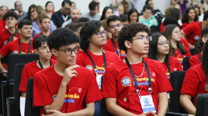 Conexão Mundo: Secretaria da Educação divulga lista de estudantes para participar da prova de seleção do intercâmbio internacional