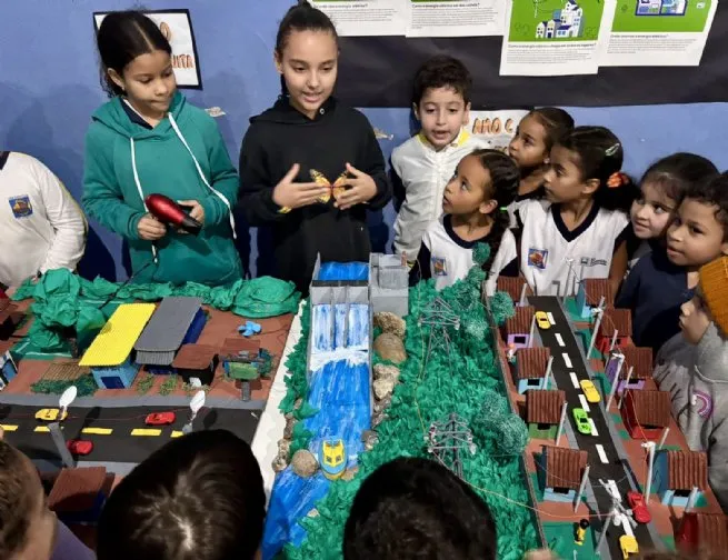 Escola Municipal Henrique Tavares de Jesus conquista 1º lugar no Prêmio EDP Escola da Energia 2025