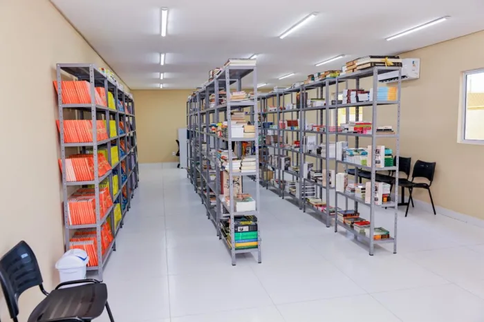 Governador sanciona lei para democratizar o acesso à leitura e fortalecer bibliotecas comunitárias no estado
