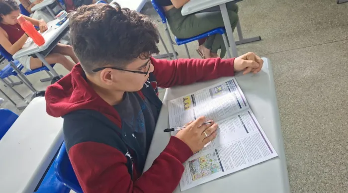 Segundo dia de simulação para o Enem 2025 acontece neste sábado, 30