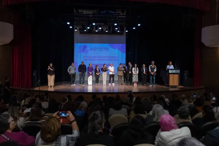 Agosto Lilás: Câmara de São Sebastião discute feminicídios e apresenta novos serviços às mulheres