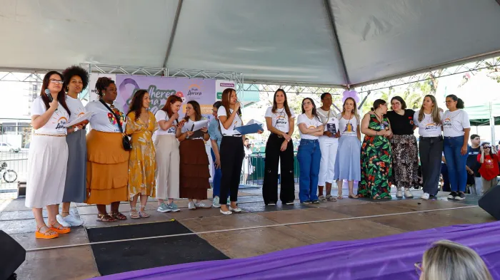 Mulheres na Praça reúne serviços e cultura no Agosto Lilás