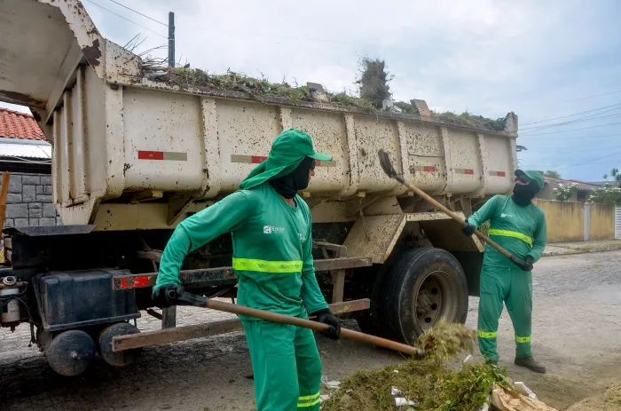 Coleta de resíduos diversificados atende 18 bairros da Capital nesta terça-feira