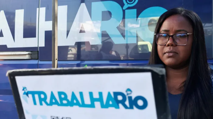 O Trabalha Rio, serviço de cadastramento de currículo e encaminhamento para vagas de emprego, estará esta semana em Vila Kennedy e Santa Cruz - Roberto Moreyra / SMTE