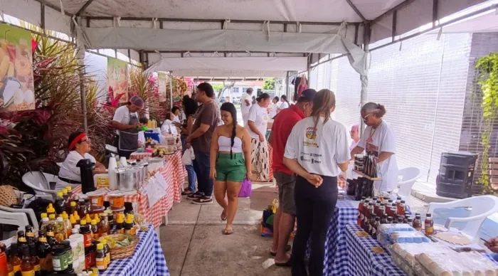 Iniciativa amplia a renda dos produtores e aproxima consumidores dos alimentos e peças produzidos de forma sustentável / Fotos: Ascom/Seasic