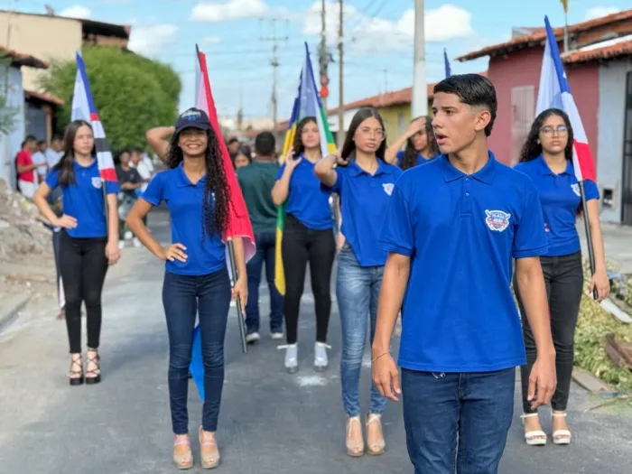 Estudantes da rede estadual vão celebrar a Independência do Brasil com desfile cívico no Grande Dirceu nesta sexta (05)