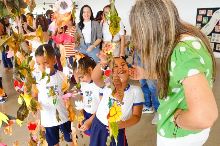 Crianças da Rede Municipal de Ensino expõem trabalhos na Estação Cabo Branco