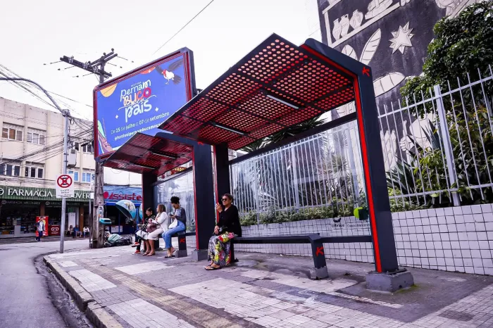 Reunião na AMC debate ampliação e modernização dos abrigos de ônibus