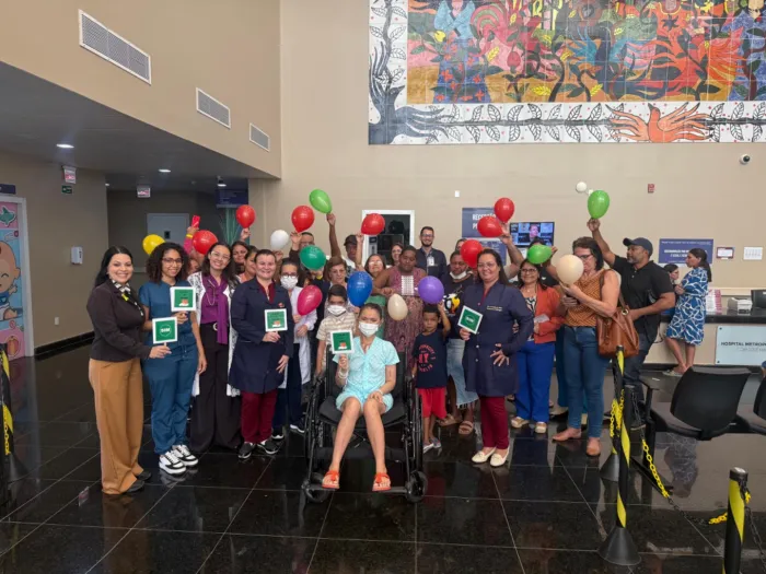 Paciente recebe alta no Hospital Metropolitano após transplante cardíaco e celebra nova vida