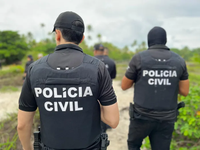 Polícia Civil cumpre mandado de prisão contra condenado por homicídio em Lauro de Freitas
