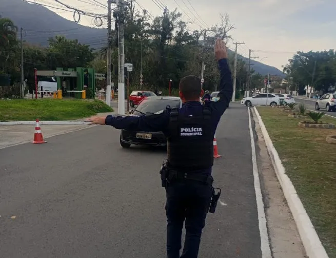 Polícia Municipal prende procurado da Justiça durante fiscalização no trânsito