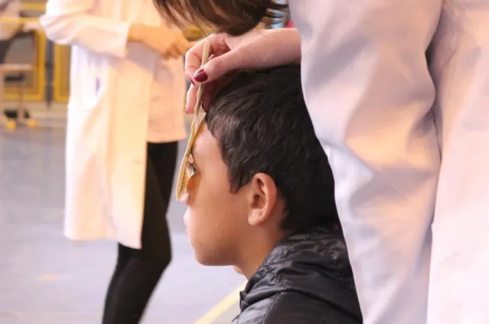 Programa “Menina dos Olhos” oferece consulta gratuita de oftalmologia para alunos da rede municipal de ensino