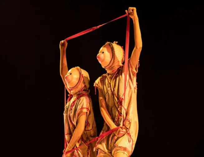 Peça ‘Entre Mundos’ é atração desta sexta-feira no Teatro Municipal de São Sebastião