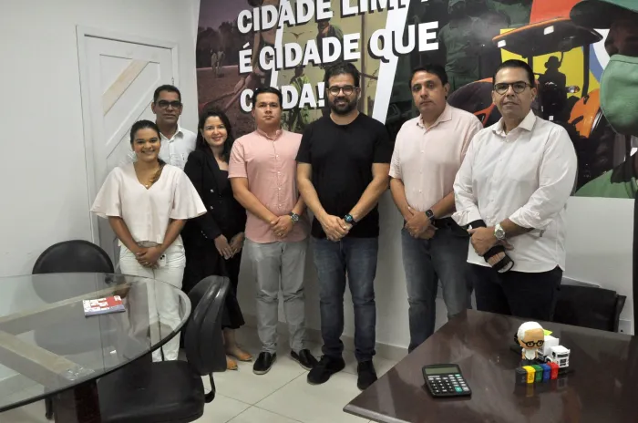 Emlur firma parceria com Crea-PB para troca de informações sobre demolições