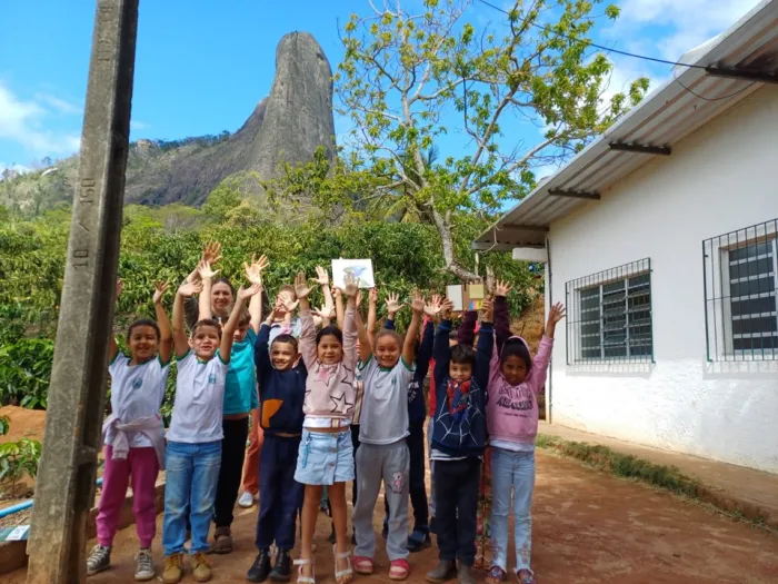 Monumento Natural O Frade e a Freira celebra aniversário com ação educativa em escola local