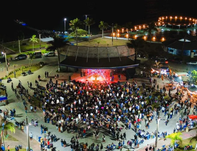 Mar & Som agita Centro Histórico de São Sebastião com apresentação de Sandami no sábado