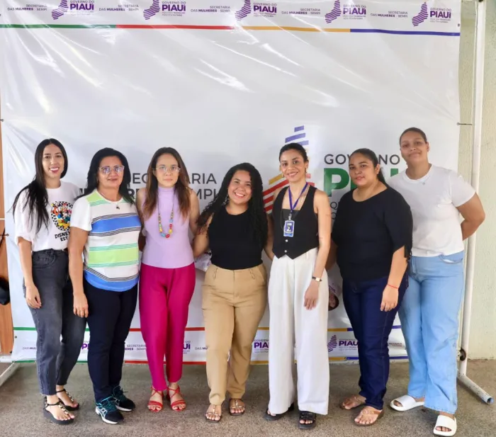 Estudantes de Psicologia da Aespi Unifapi visitam a Sempi e conhecem projetos de enfrentamento à violência contra a mulher