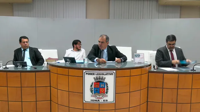Vereadores aprovam alteração no Código Tributário e outras matérias na sessão dessa segunda-feira (08)