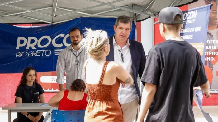No Calçadão, Procon celebra 35 anos do Código de Defesa do Consumidor