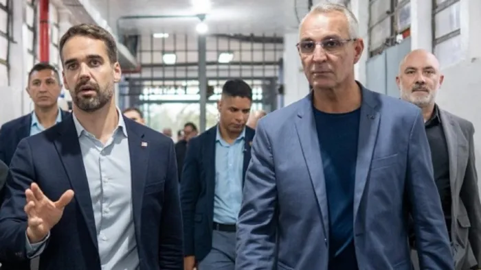 Em junho de 2025, Leite acompanhou o andamento da obra de readequação da Cadeia Pública de Porto Alegre -Foto: Maurício Tonetto/Secom