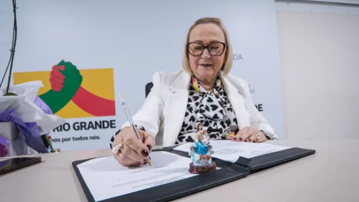 Governo assina portaria e convênio do Programa Avançar Mais na Saúde para dois hospitais de pequeno porte