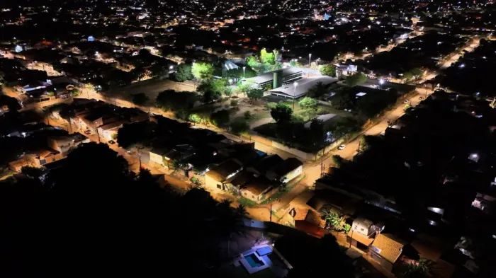 SSAM: Moradores da Folha 13 comemoram a chegada do Ilumina Marabá