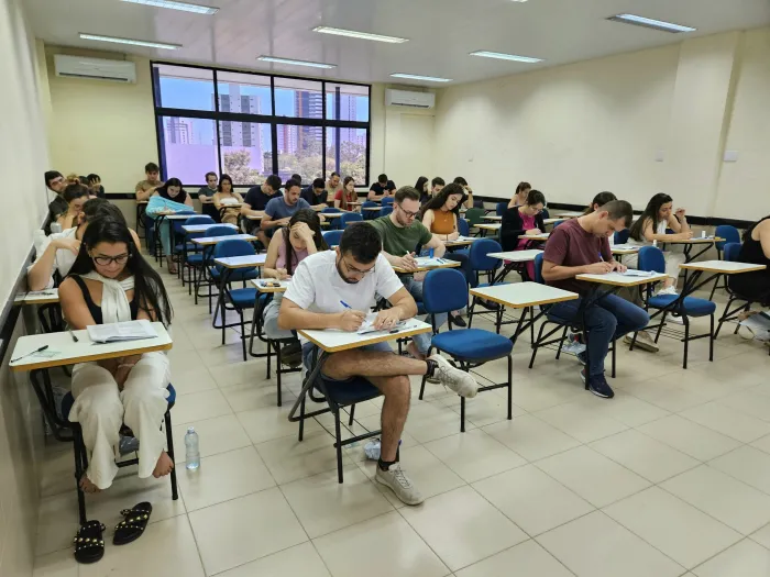 Secretaria Municipal de Saúde publica editais com 87 vagas para residências médica e multiprofissional