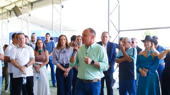 Prefeito abre Expo e destaca a retomada da vocação agropecuária