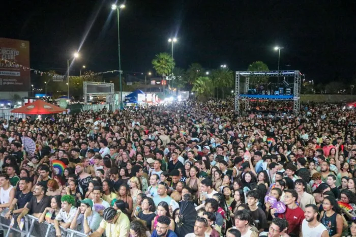 1ª edição da Parada Day reuniu 20 mil pessoas em celebração à diversidade no Piauí