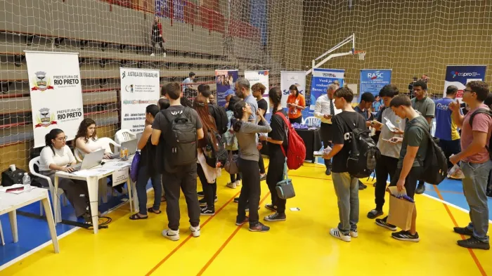 Mutirão de Aprendizagem oferece 130 vagas para jovens em Rio Preto