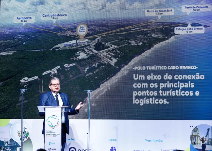 João Azevêdo apresenta Polo Turístico Cabo Branco a investidores e lideranças internacionais em evento da ONU em São Paulo