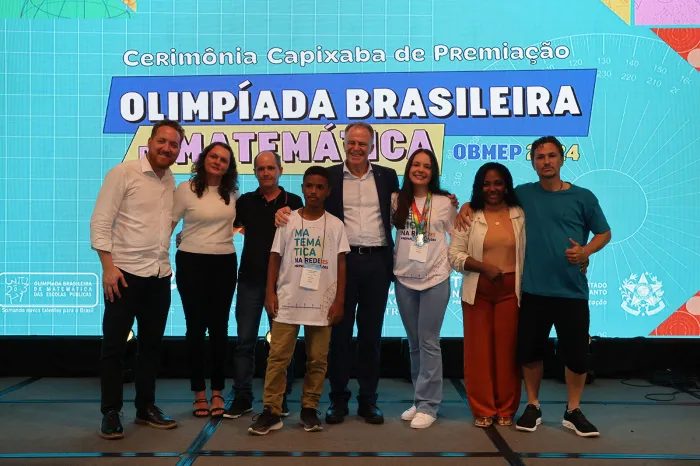 Cerimônia premia alunos capixabas medalhistas da Olimpíada Brasileira de Matemática