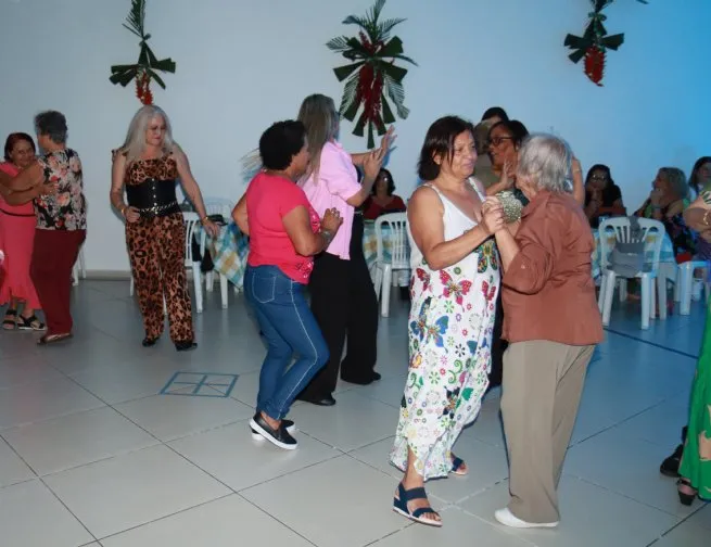 Costa Sul recebe segunda edição do baile da pessoa idosa