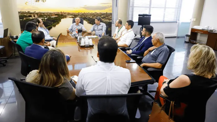 Prefeito assina contratos para novas empresas no Parque Tecnológico