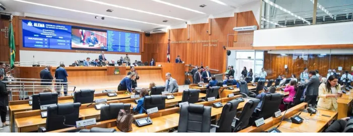Deputados aprovaram a Medida Provisória nº 501/2025, que amplia serviços públicos estaduais