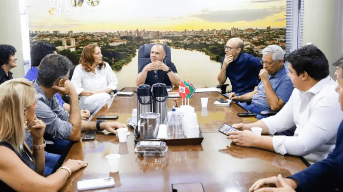 Prefeitura e Viva Centro apresentam o 'Natal de Luz Rio Preto'