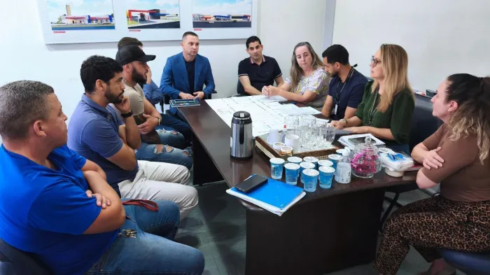 Reunião alinha melhorias nas unidades de saúde da Vila Toninho