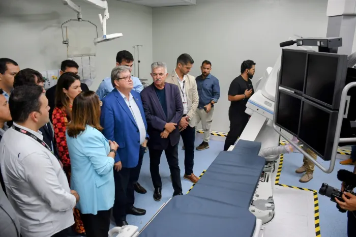 João Azevêdo entrega primeiro equipamento de cintilografia da rede pública de Saúde da Paraíba no Metropolitano e reforma no Trauma de João Pessoa