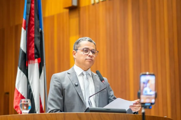 Deputado Carlos Lula denunciou, nesta quinta-feira, supostas irregularidades em contrato do Detran-MA