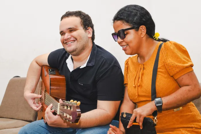Acessibilidade: Universo GAP e CAP-DV apresentam musical “Visão do amor: música em todos os sentidos”, com mensagem de inclusão pela arte