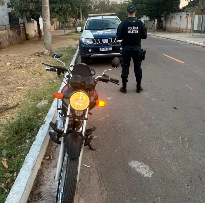 Polícia Militar recupera motocicleta furtada em Corumbá