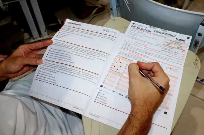 Com crescimento no número de inscritos, Encceja PPL é aplicado na Paraíba