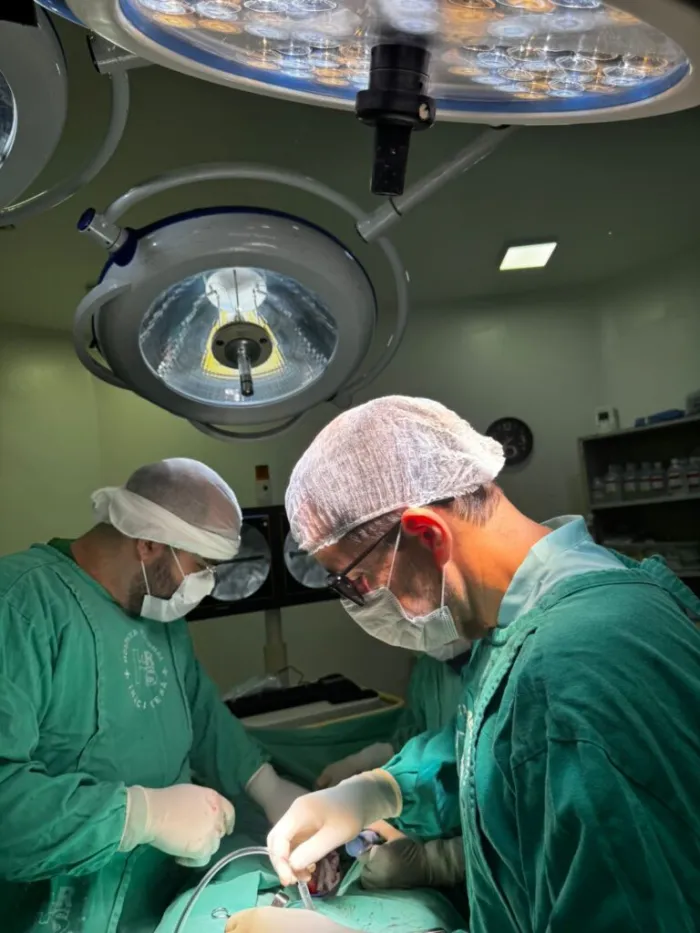 Inácio de Sá realiza cirurgia inédita e de alta complexidade em paciente politraumatizado