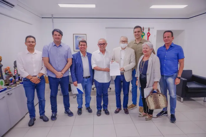 Cícero Lucena assina protocolo para restaurar o Pavilhão do Chá e valorizar o Centro Histórico de JP