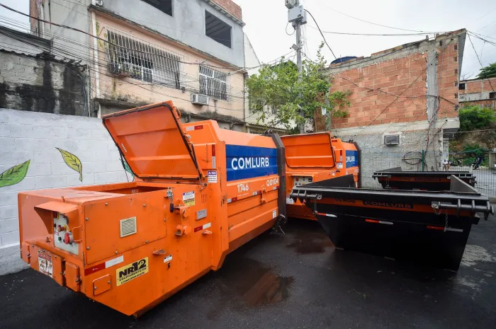 O Ecoponto Praça da Paloma fica localizado no Complexo do Alemão - Divulgação