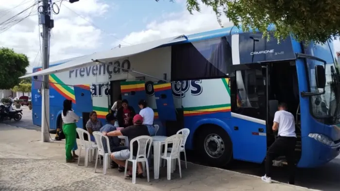 SES-PE promove ação de testagem gratuita para detecção de HIV, Sífilis e Hepatites em Santa Terezinha, no Sertão