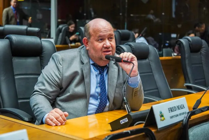 Fred Maia assume mandato com licença da deputada Claudia Coutinho