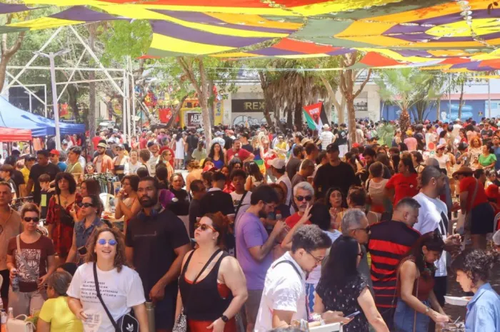 Feira na Praça reúne arte, música e gastronomia neste domingo (28), em Teresina